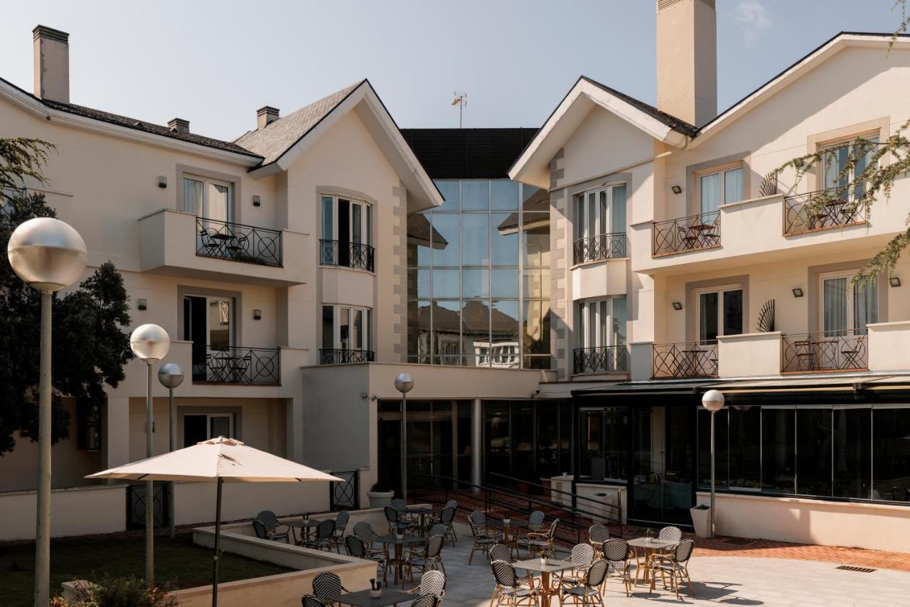 Hotel Pax Torrelodones Exterior photo
