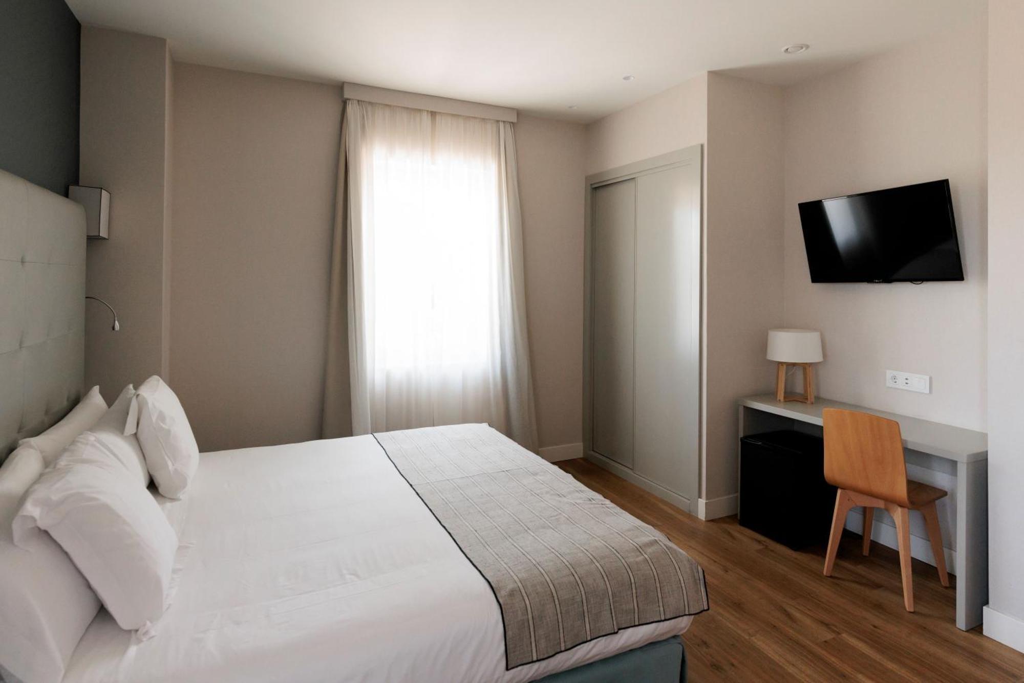 Hotel Pax Torrelodones Exterior photo