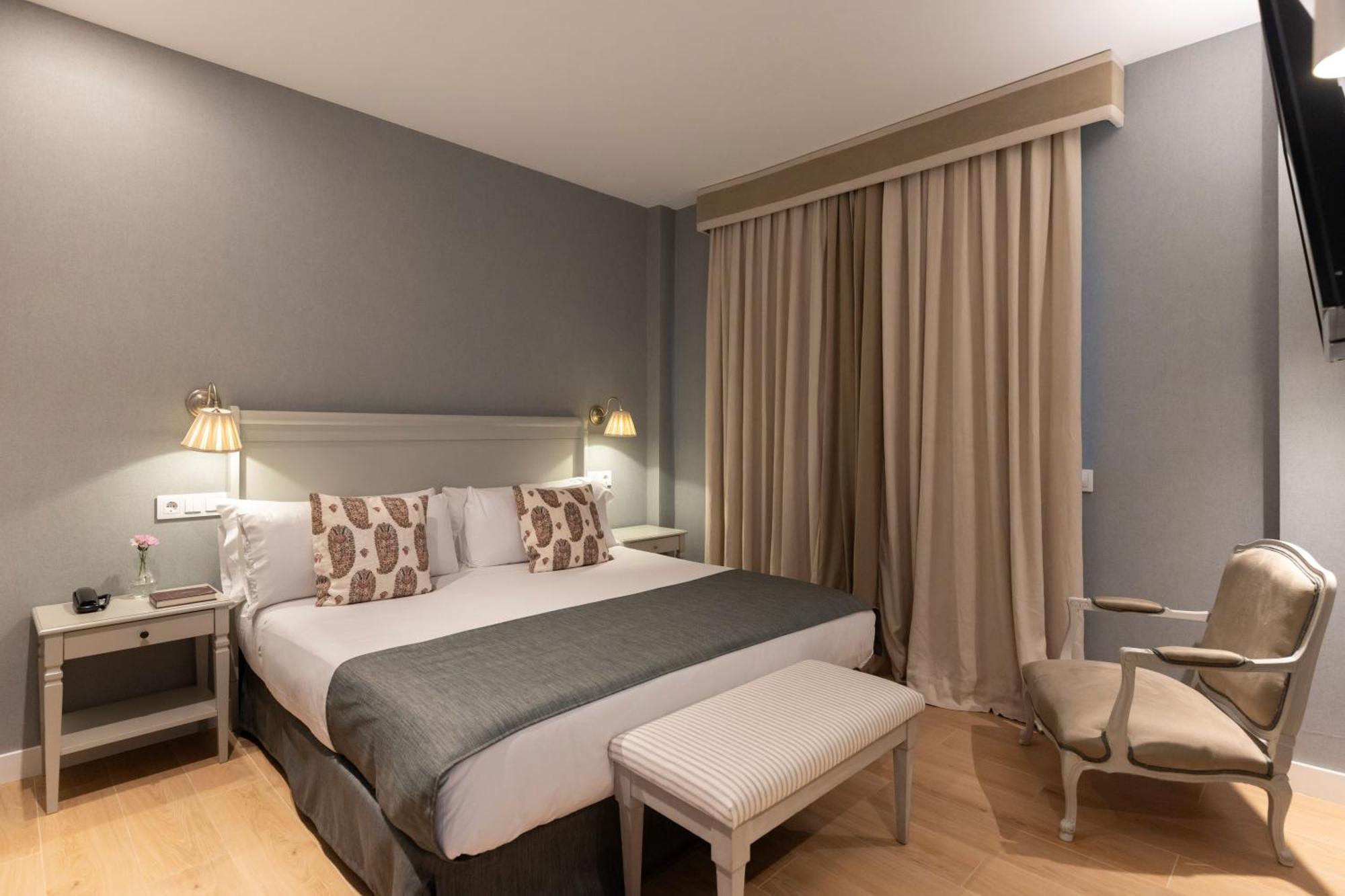 Hotel Pax Torrelodones Exterior photo